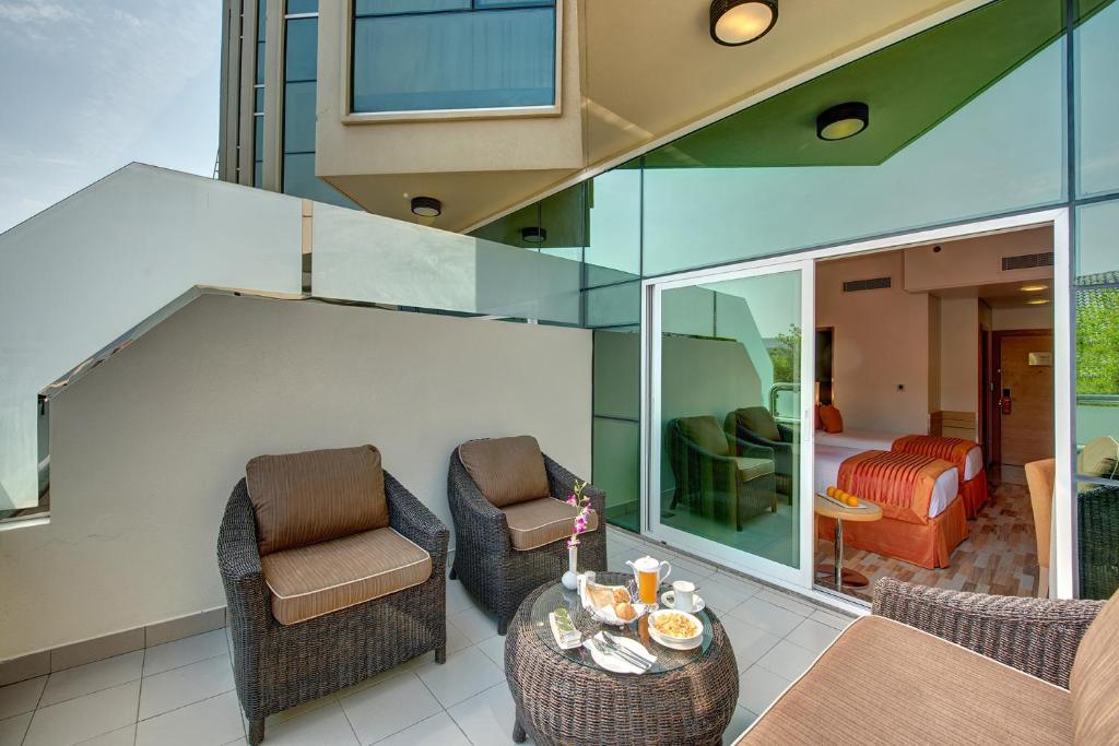 Al Khoory Executive Hotel, Al Wasl