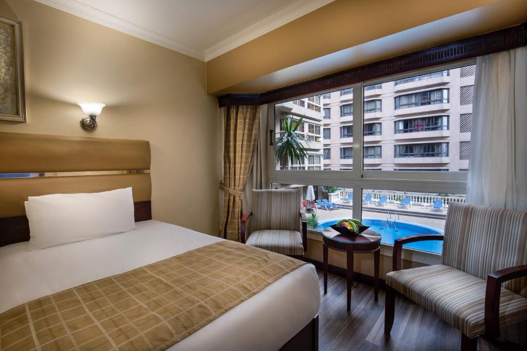 Pyramisa Suites Hotel