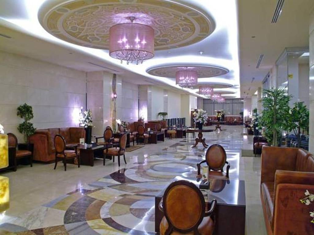Dorrar al Eiman Royal Hotel