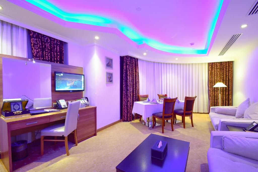 Emaar Al Maktan Hotel