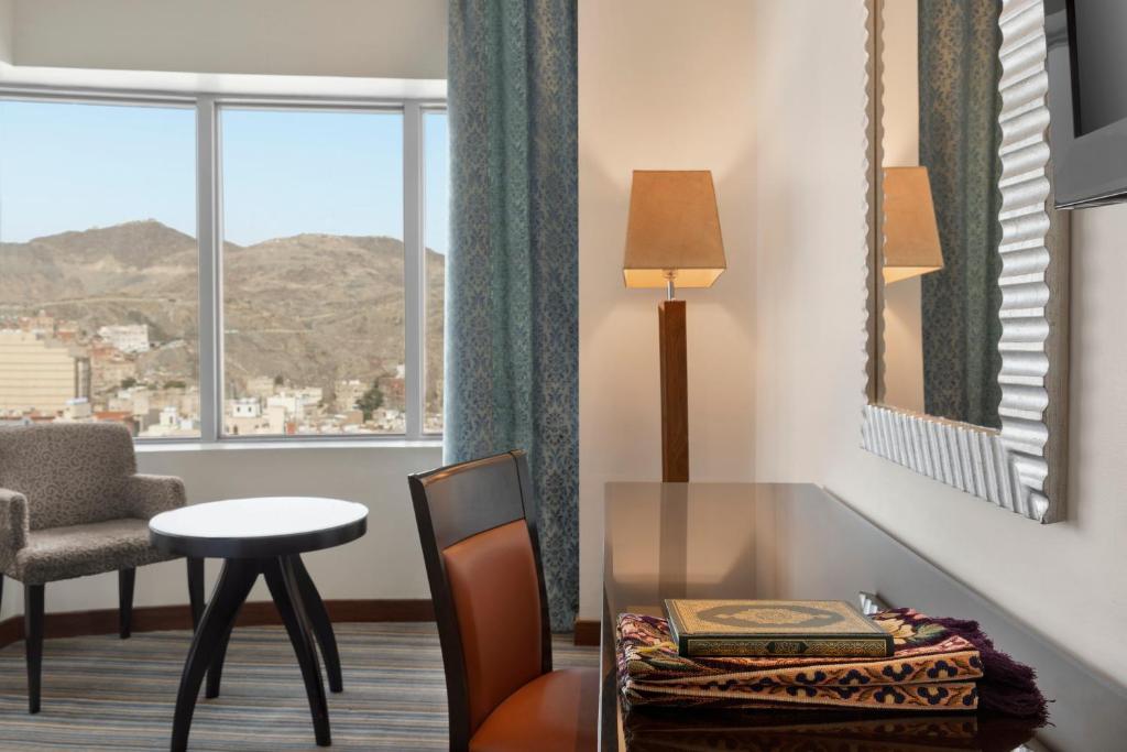 Al Massa Dar Al Fayzeen Hotel