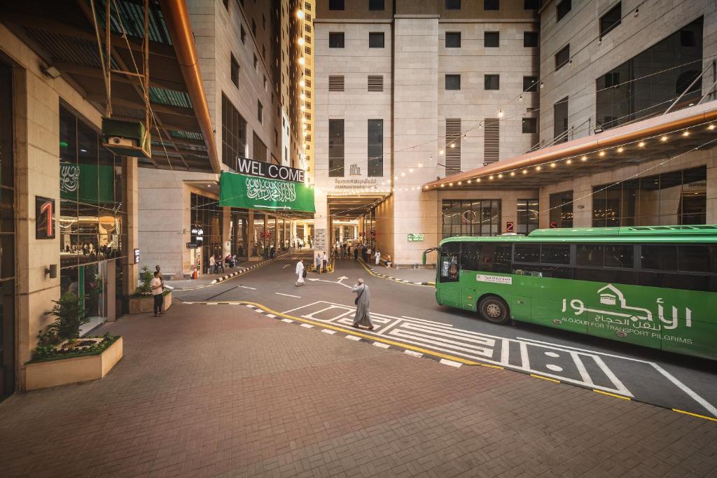 Al Kiswah Towers Hotel