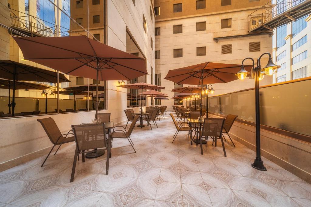 Al Kiswah Towers Hotel