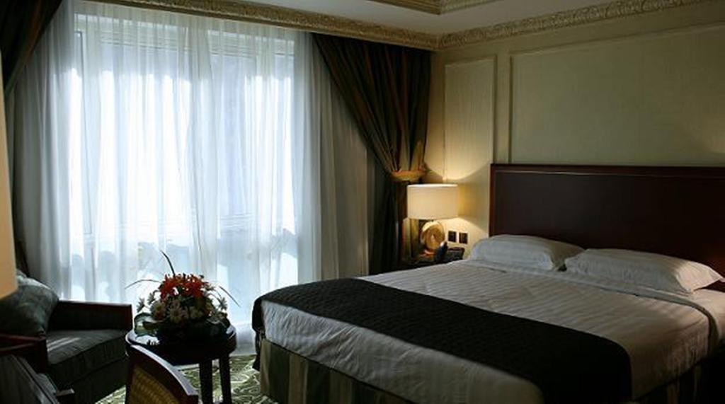 Al Rawda Royal Inn
