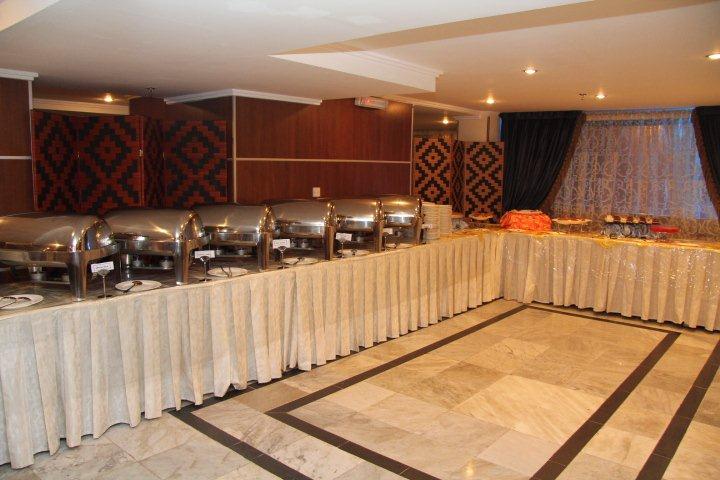 Hotel Luluat Al Iman