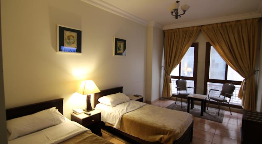 Manazel Alaswaf Hotel