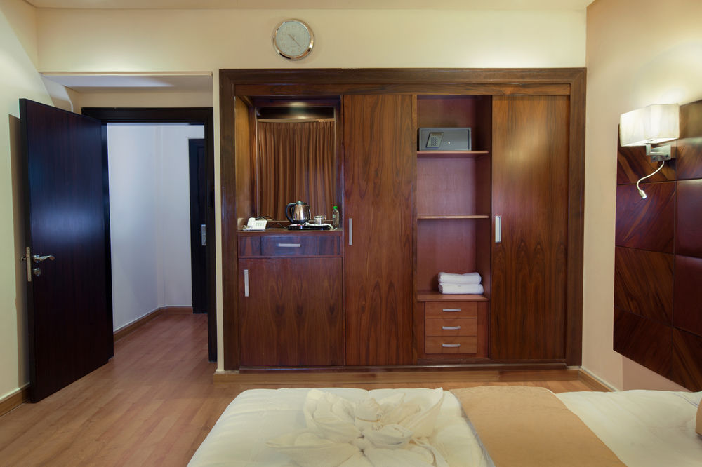 Nawazi Watheer Hotel