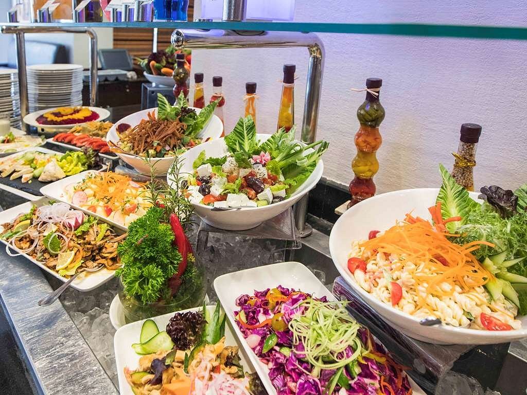 Mercure Dubai Barsha Heights Hotel Suites and Apartments