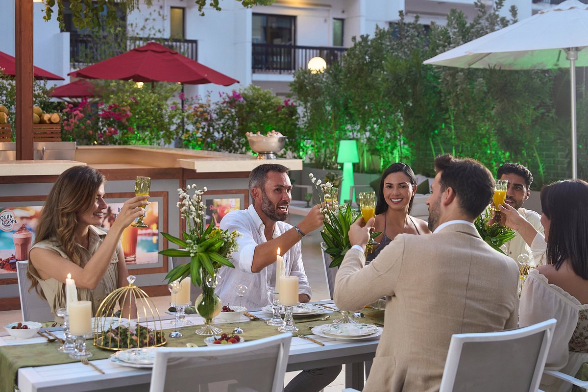 Golden Sands Hotel Apartments