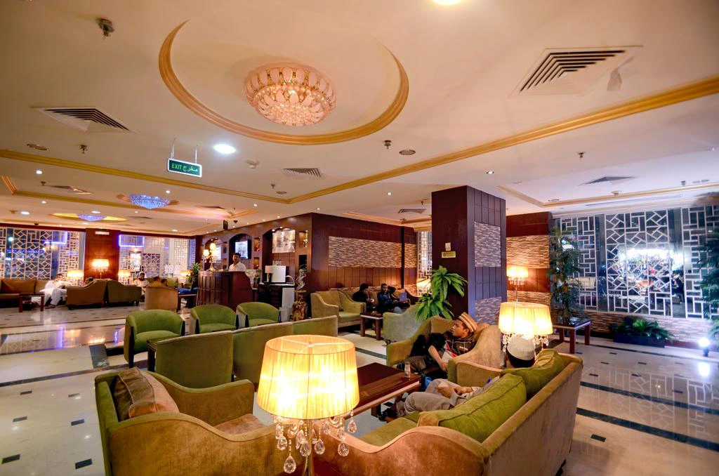 Al Madinah Concorde Hotel 8