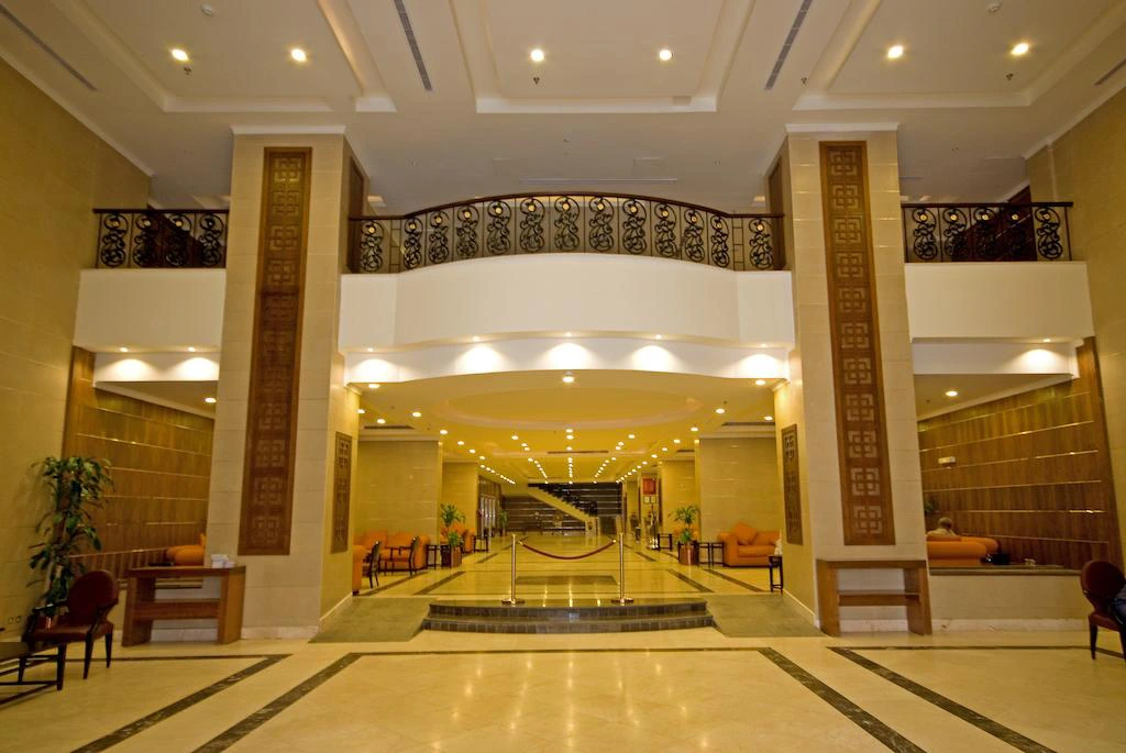 Ramada Dar Al Faazin Hotel 2